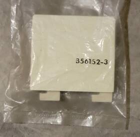 B56152-3 Amana B5615203 End Cap Part# Admiral Whirlpool Lh Endcap Trim New B56152-3 Amana B5615203 End Cap Part# Admiral Whirlpool Lh Endcap Trim New