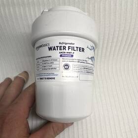 25c01v12v2zd Amazonbasics 2 Amzn-mwf-p Refrigerator Water Filter 300 Gallons White
