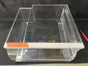 B36cl80sns Bosch Refrigerator Crisper Drawer Part # 11032079