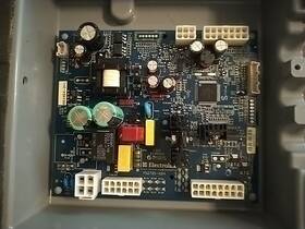 242009034 Electrolux Frigidaire Refrigerator Main Control Board Part No