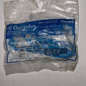 241503901 Frigidaire Genuine Refrigerator Tube Adapter Oem Brand New Sealed