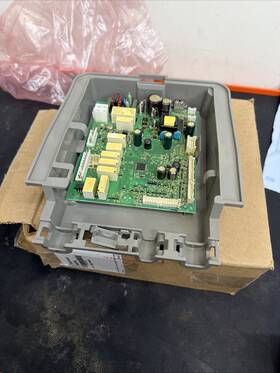 5304502750 Frigidaire Electrolux Main Control Board Part 5304502750 Frigidaire Electrolux Main Control Board Part