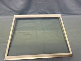5304519137 Frigidaire Part# Cantilever Glass Shelf Assembly Right