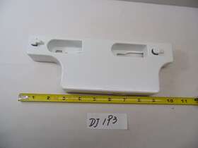 5304520537 Frigidaire Fridge Ice Maker Bracket White