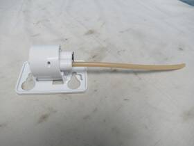 Frfg1723av00 Frigidaire Refrigerator Water Filter Manifold Connector 5304529157 Lot #81