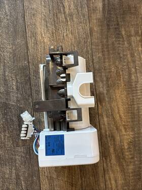 239d2277g008 Ge Refrigerator Ice Maker # Wr30x28681 Model Can03-008