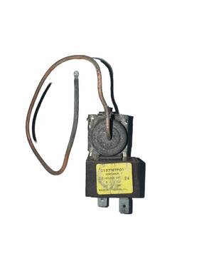 C137767p01 Ge 3art24s46 Refrigerator Thermostat - Used #1gs3