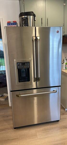 Cfcp1rkbss Ge Fridge For Parts Has A Bad Compressor But Brand New Main Board Cfcp1rkbss Ge Fridge For Parts Has A Bad Compressor But Brand New Main Board