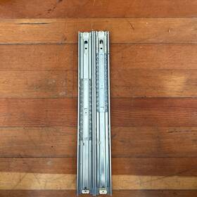 Wb39k10020 Ge Range Gas Electric Drawer Slide R/l Same Day Shipping