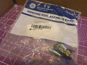 Wr01x39781x Ge - Genuine Oem Refrigerator Freezer Door Handle Fasteners