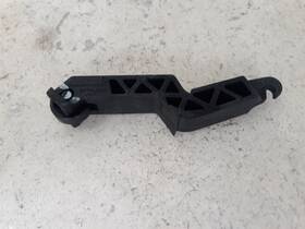 Wr11x10010 Ge Refrigerator Door Lever Oem