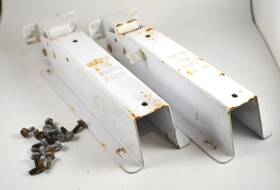 Fcm15dabwh Ge Wr13x10017 Chest Freezer Hinges With Screws Wr13x5140