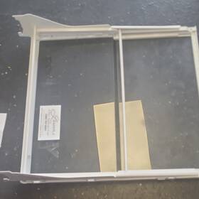 Ge Wr32x23648 Clear/white Glass Shelf For Refrigerator 1-pack