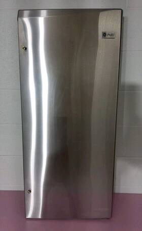 Wr78x12162 Ge Refrigerator Door Right Minor Dents Scratches