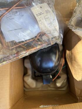 Wr87x10099 Ge Fridge Oem Compressor Kit Genuine Original New In Box R134a