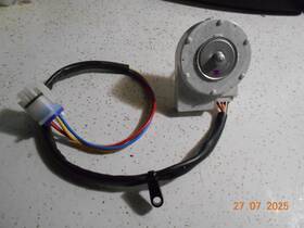 Wr60x31698 General Electric #wr60x31698 / Ge Refrigerator Evaporator Fan Motor Dc New Oem Part