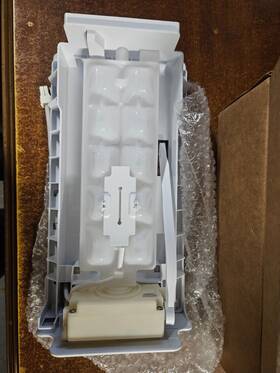 K1944385 Hisense New Ice Maker