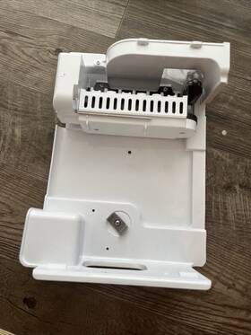 Eau62563503 Kenmore Refrigerator Ice Maker Eau62563503 Kenmore Refrigerator Ice Maker