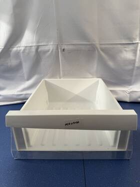 Mjs618489 Kenmore Refrigerator Crisper Drawer White And Clear Used