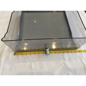 W11028624 Kitchenaid Refrigerator Crisper Drawer In Very Good Condition W11028624 Kitchenaid Refrigerator Crisper Drawer In Very Good Condition