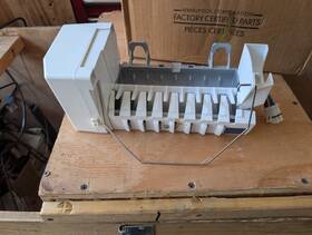 5898ja0002q Lg Used Oem Ice Maker