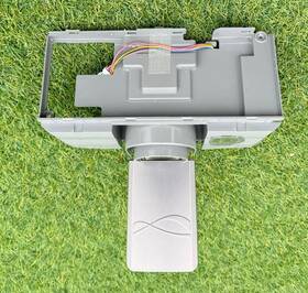 795.70323.311 Lg Adw73149902 /kenmore Refrigerator Ice Chute Assembly From Mod# 795.70323.311 Lg Adw73149902 /kenmore Refrigerator Ice Chute Assembly From Mod#