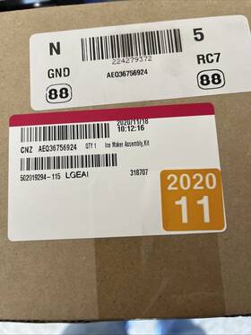 Aeq36756924 Lg Refrigerator Ice Maker No Plug-aeq36756924