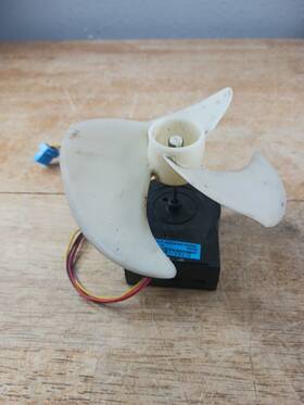 Eau63103202 Lg Refrigerator Condenser Fan
