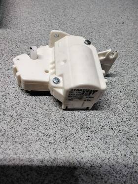 Staa125a05 Lg Refrigerator Ice Dispenser Door Motor Part #