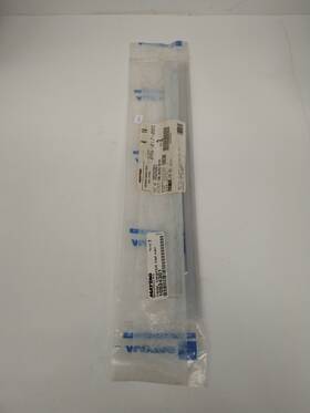 10524301 Maytag Crisper Top Front Trim