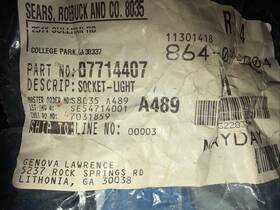 D7714407 Maytag Refrigerator Light Socket