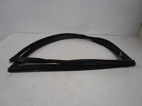 640157 Norcold Rv Fridge Door Gasket Black 22 Inch X 38 1/2 Asmn