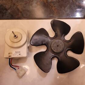 3.1wrefrigerator Panasonic Fdqr107e3l 115v 60hz Condenser Fan And Motor For Oem
