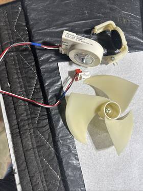 Da31-00010d Samsung Da97-07756f Condenser Fan Motor With Blade Da31-00010d Samsung Da97-07756f Condenser Fan Motor With Blade