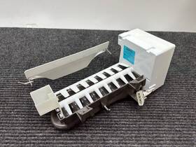 7002734 Sub-zero Oem Refrigerator Ice Maker Assembly - New In Box 7002734 Sub-zero Oem Refrigerator Ice Maker Assembly - New In Box