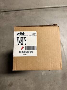 7042073 Sub-zero Subzero Ice Maker