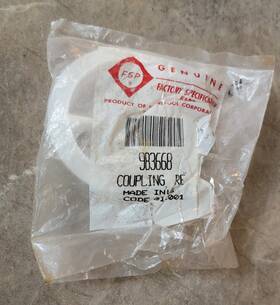 983668 Whirlpool Genuine Refrigerator Ice Container Auger Coupling Part # New