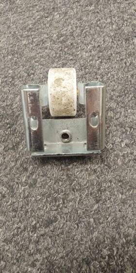 Wrt518szfb04 Whirlpool W10142530 Fridge Cab Roller For