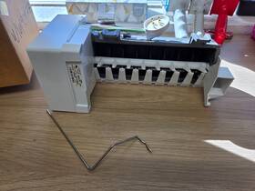 W10190977 Whirlpool Genuine Oem Ice Maker