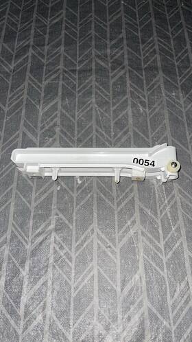 W10669195 Whirlpool Refrigerator Crisper Drawer Center Rail
