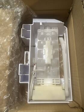 W10873791cm Whirlpool Refrigerator Ice Maker W10873791cm Whirlpool Refrigerator Ice Maker