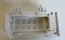 W11130444 Whirlpool Used Genuine Oem Refrigerator Ice Maker W11130444 Whirlpool Used Genuine Oem Refrigerator Ice Maker