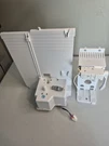 Oem Samsung Refrigerator Ice Maker / Auger Motor Dispenser Assembly DA61-05694A. Fixed Price $25.89.