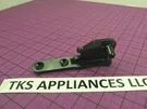DA61-08318A Samsung Genuine Oem Refrigerator Middle Left Door Hinge. Fixed Price $15.99.