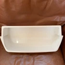 Kenmore Whirlpool Refrigerator Door Bin/shelf Part # 2203828 Fridge White. Fixed Price $30.40.