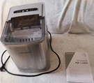 Frigidaire Countertop Ice Maker Stainless Steel EFIC120-SS-SC Works Great. Fixed Price $39.99.