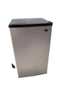 Compact Sanyo Mini Refrigerator Model SR-3720M. Slighty Used!!!. Fixed Price $80.00.